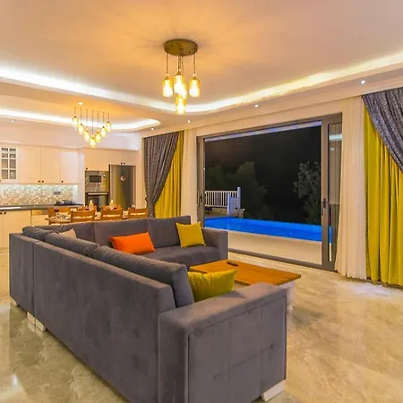 Villa Karmen *