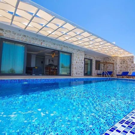 Villa Karmen *